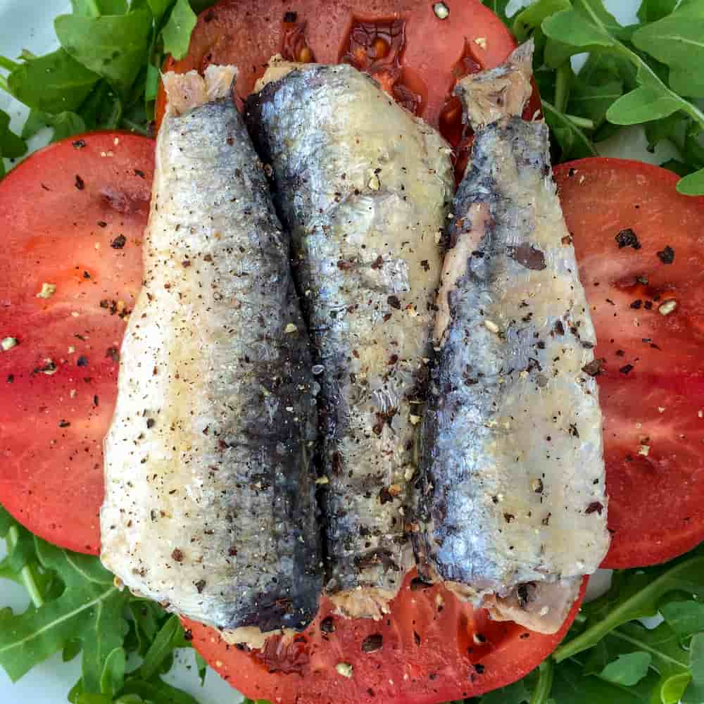 Oily fish, vitamin D superfood, e-Surgery